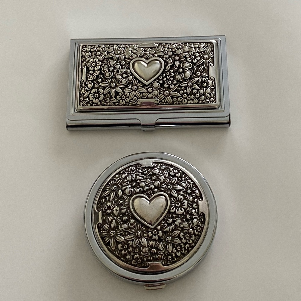 Vintage Brighton accessory set. Card holder and travel mirror.